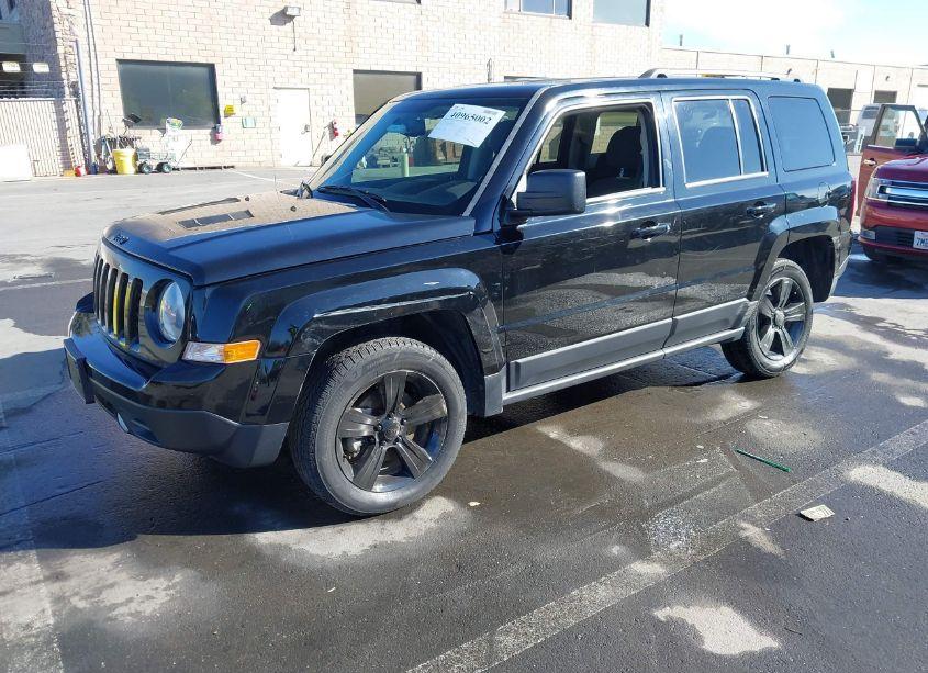 Photo 2 of 2016 Jeep Patriot LATITUDE (VIN 1C4NJPFB0GD576954)
