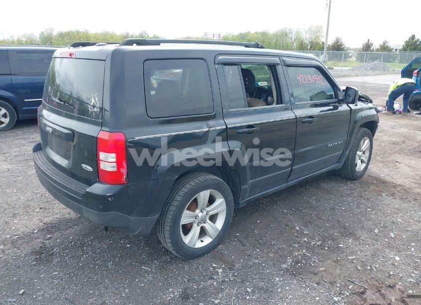 Photo 4 of 2012 Jeep Patriot LATITUDE (VIN 1C4NJPFB1CD587701)