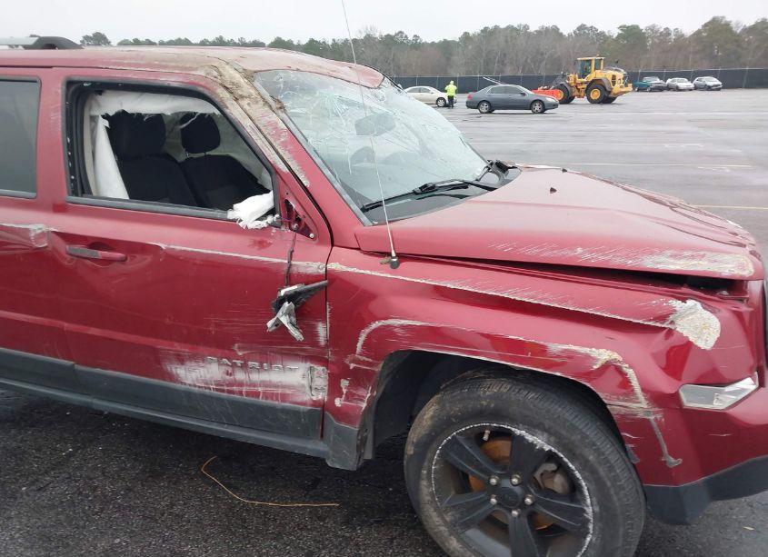 Photo 11 of 2012 Jeep Patriot LATITUDE (VIN 1C4NJPFB1CD690374)