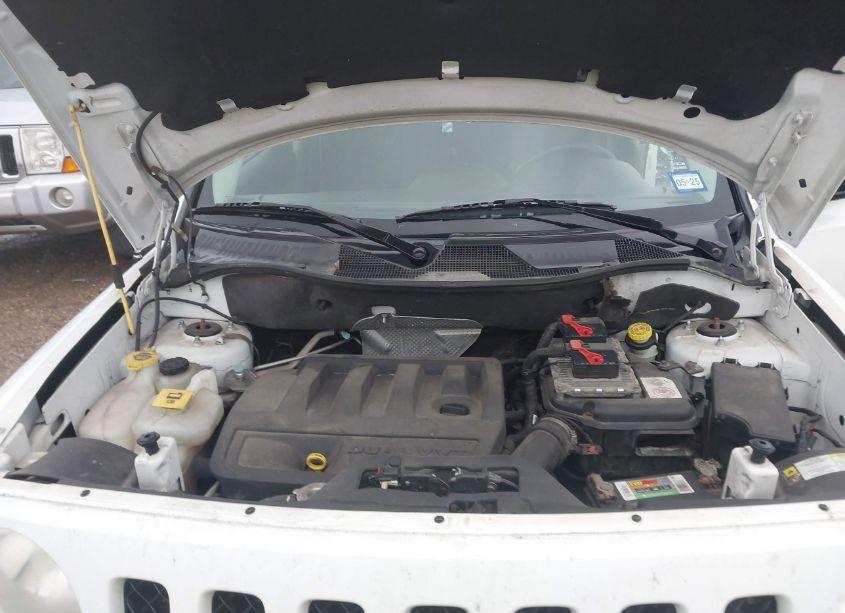 Photo 10 of 2012 Jeep Patriot LATITUDE (VIN 1C4NJPFB1CD706587)