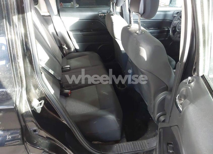 Photo 8 of 2012 Jeep Patriot LATITUDE (VIN 1C4NJPFB1CD716066)