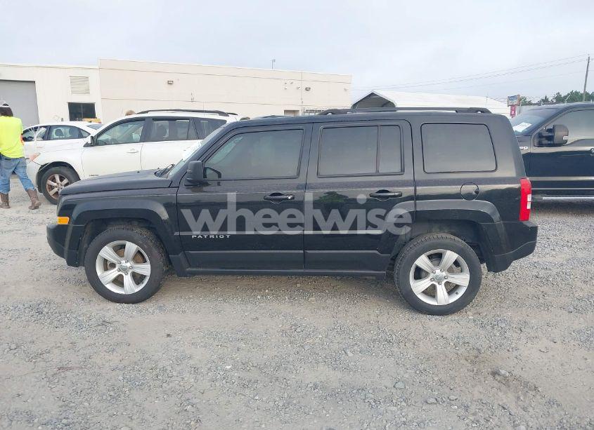 Photo 14 of 2016 Jeep Patriot LATITUDE (VIN 1C4NJPFB1GD651662)