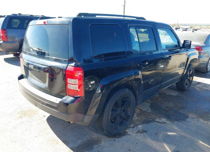 Photo 4 of 2013 Jeep Patriot LATITUDE (VIN 1C4NJPFB2DD116478)