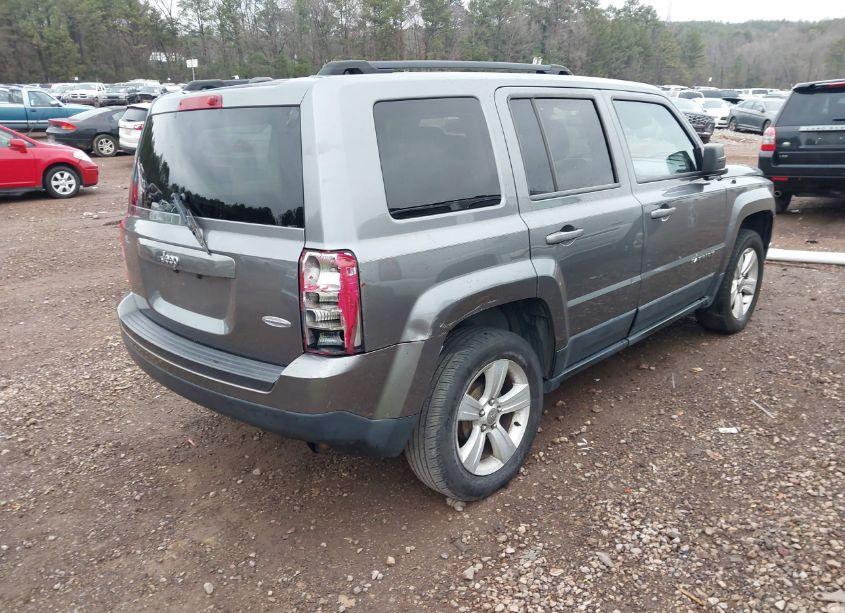 Photo 4 of 2013 Jeep Patriot LATITUDE (VIN 1C4NJPFB2DD166152)
