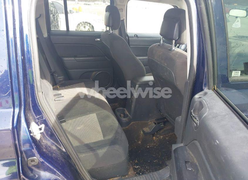 Photo 8 of 2014 Jeep Patriot LATITUDE (VIN 1C4NJPFB2ED912570)