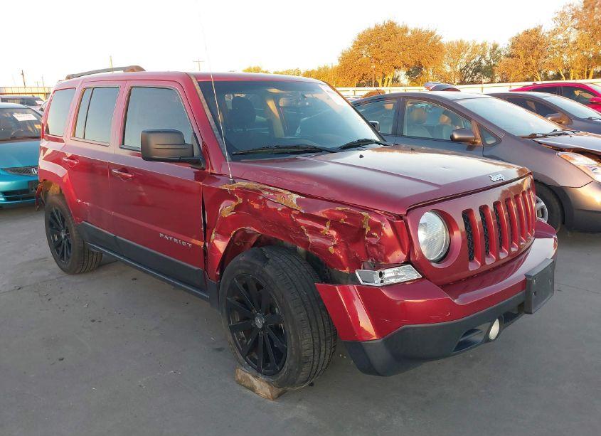 2015 Jeep Patriot LATITUDE (VIN 1C4NJPFB2FD240592) main photo