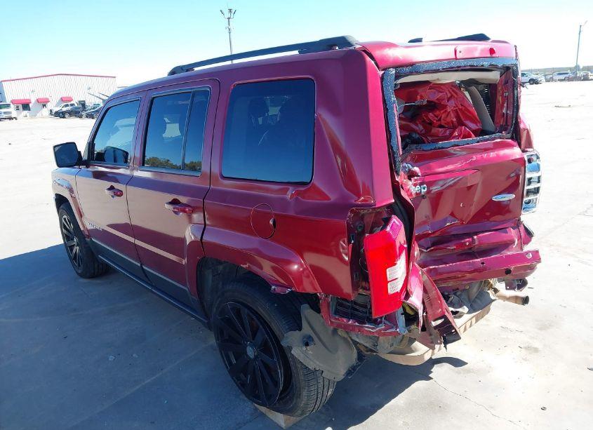 Photo 3 of 2015 Jeep Patriot LATITUDE (VIN 1C4NJPFB2FD240592)