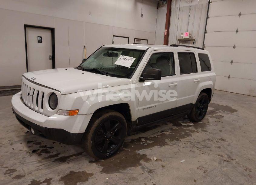 Photo 2 of 2016 Jeep Patriot LATITUDE (VIN 1C4NJPFB2GD620887)