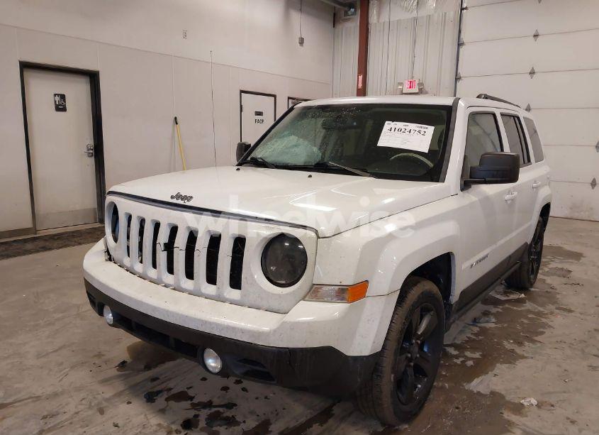 Photo 6 of 2016 Jeep Patriot LATITUDE (VIN 1C4NJPFB2GD620887)