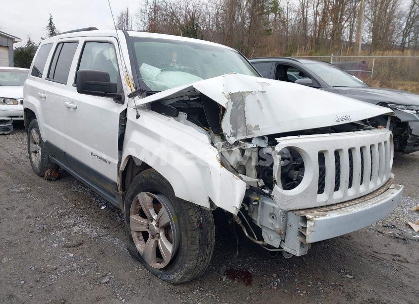 Photo 6 of 2017 Jeep Patriot LATITUDE FWD (VIN 1C4NJPFB2HD161944)