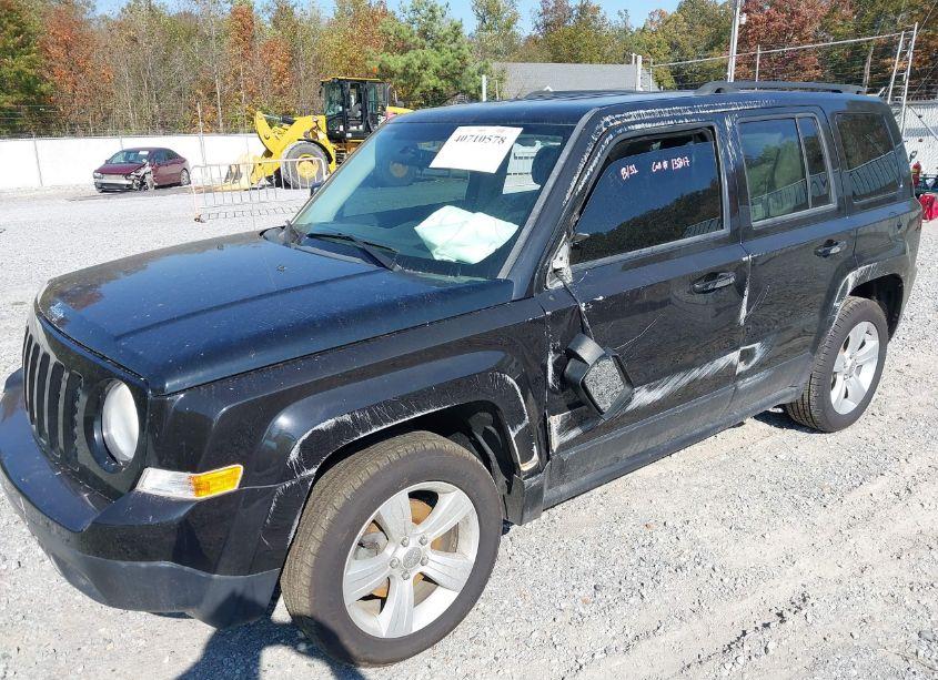 Photo 6 of 2014 Jeep Patriot LATITUDE (VIN 1C4NJPFB4ED854302)