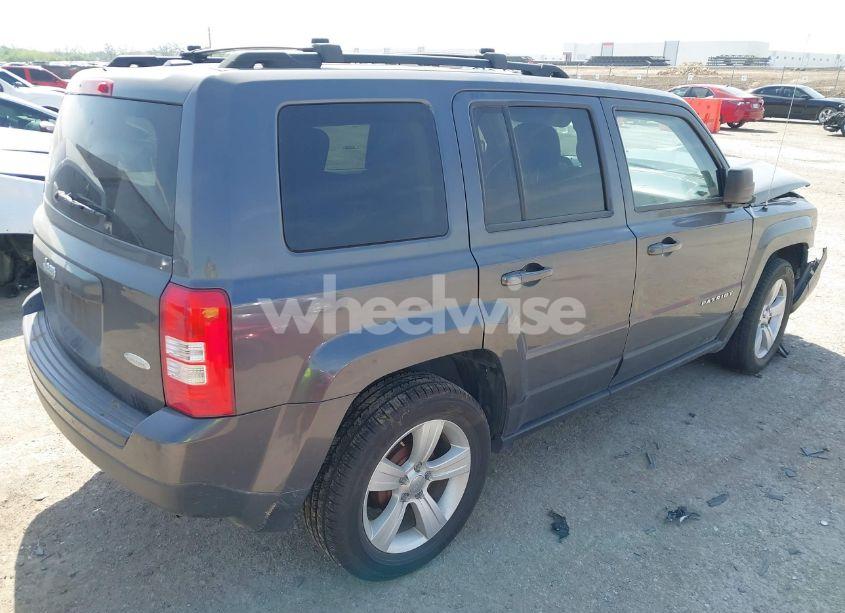 Photo 4 of 2015 Jeep Patriot LATITUDE (VIN 1C4NJPFB4FD185546)