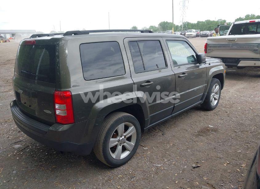 Photo 4 of 2015 Jeep Patriot LATITUDE (VIN 1C4NJPFB4FD203852)