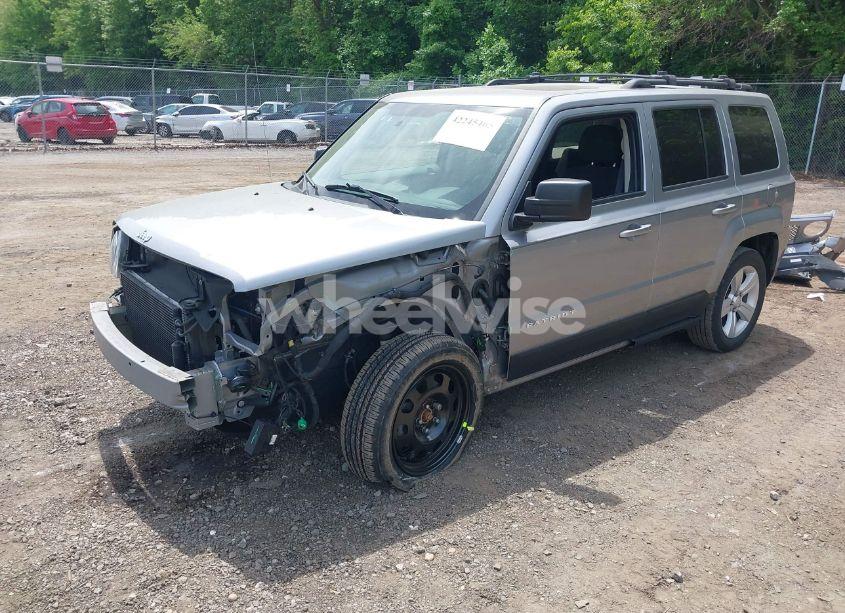 Photo 2 of 2017 Jeep Patriot LATITUDE FWD (VIN 1C4NJPFB4HD187459)