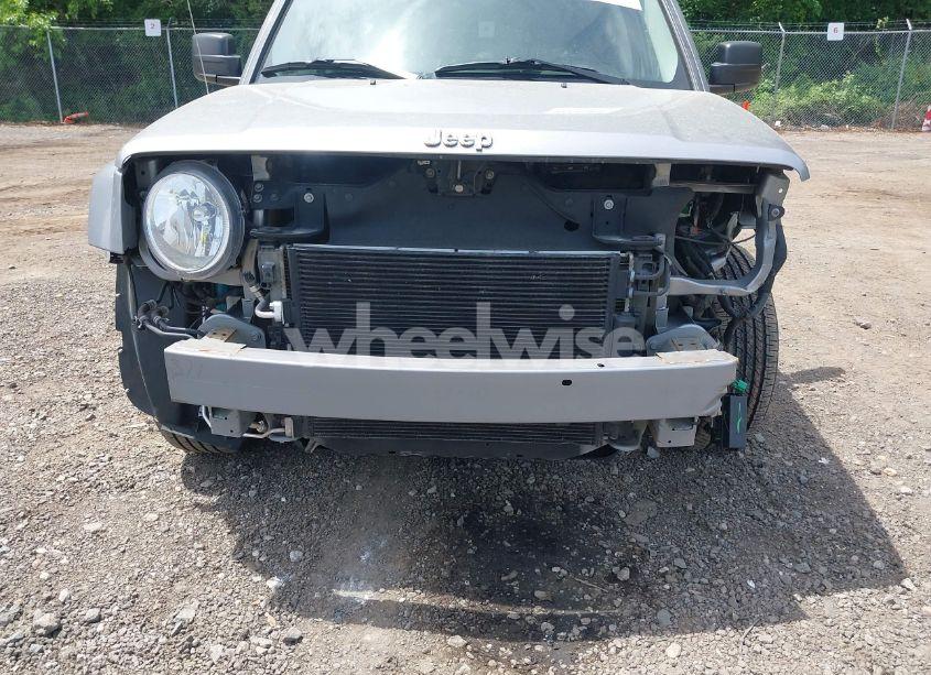 Photo 6 of 2017 Jeep Patriot LATITUDE FWD (VIN 1C4NJPFB4HD187459)