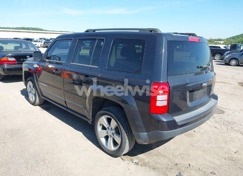 Photo 3 of 2014 Jeep Patriot LATITUDE (VIN 1C4NJPFB5ED624378)