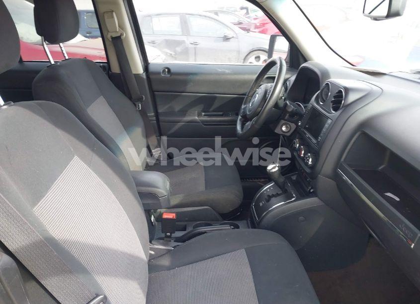 Photo 5 of 2014 Jeep Patriot LATITUDE (VIN 1C4NJPFB5ED888927)