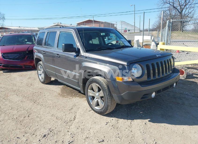 2014 Jeep Patriot LATITUDE (VIN 1C4NJPFB5ED917102) main photo