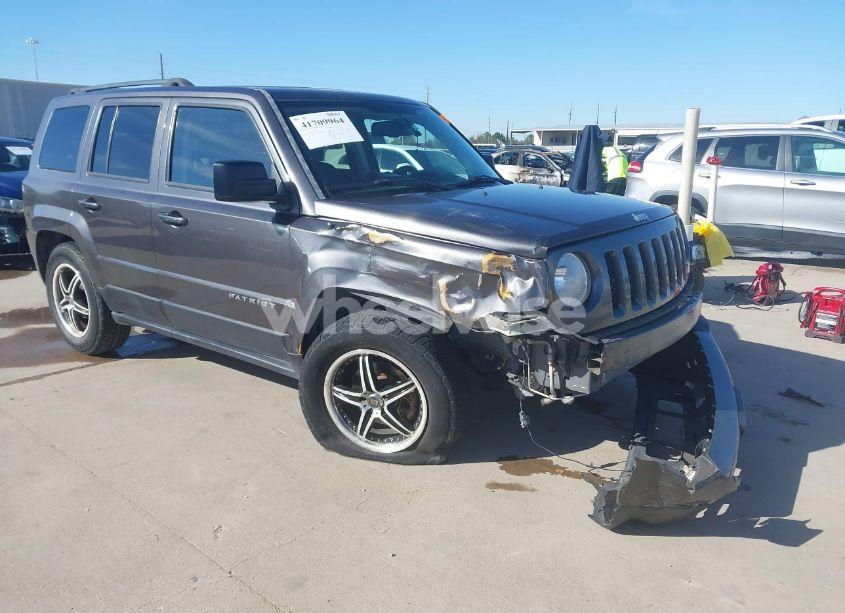 2016 Jeep Patriot LATITUDE (VIN 1C4NJPFB5GD577081) main photo
