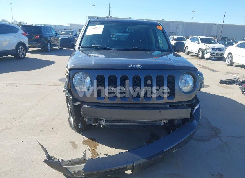 Photo 12 of 2016 Jeep Patriot LATITUDE (VIN 1C4NJPFB5GD577081)