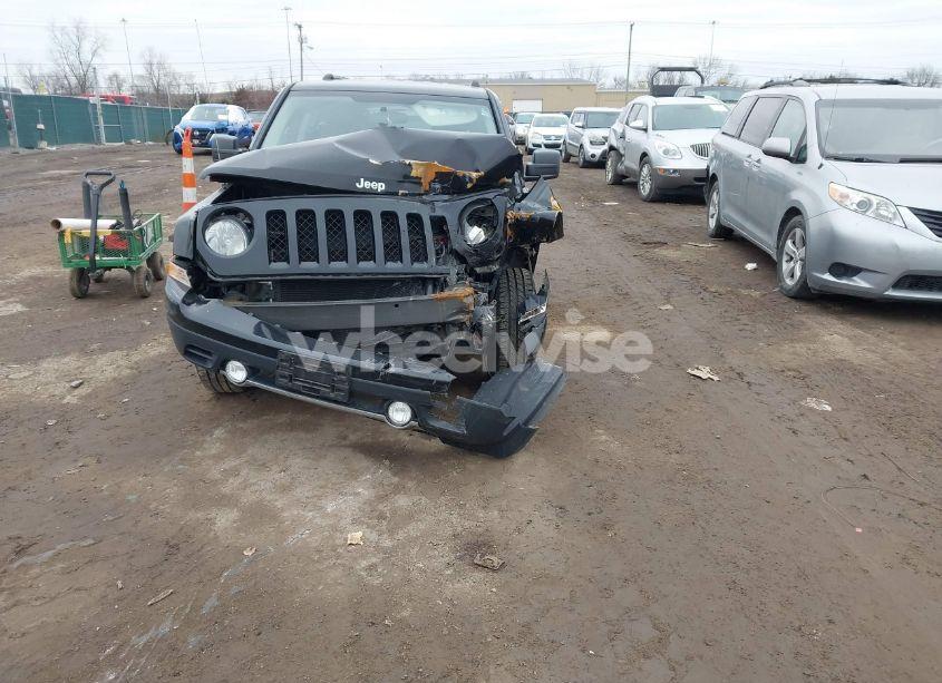 Photo 13 of 2012 Jeep Patriot LATITUDE (VIN 1C4NJPFB6CD690659)