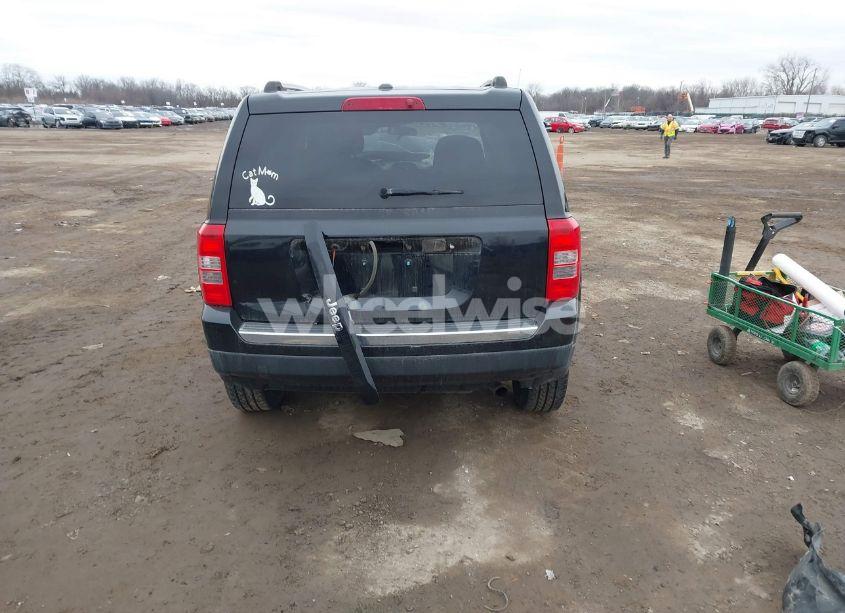Photo 17 of 2012 Jeep Patriot LATITUDE (VIN 1C4NJPFB6CD690659)
