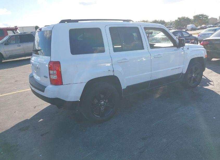 Photo 4 of 2013 Jeep Patriot LATITUDE (VIN 1C4NJPFB6DD102776)