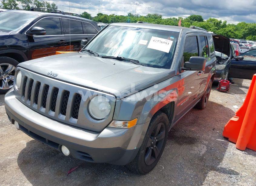 Photo 2 of 2013 Jeep Patriot LATITUDE (VIN 1C4NJPFB6DD187795)