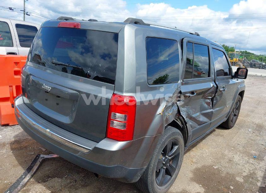 Photo 4 of 2013 Jeep Patriot LATITUDE (VIN 1C4NJPFB6DD187795)