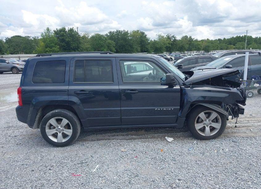 Photo 14 of 2014 Jeep Patriot LATITUDE (VIN 1C4NJPFB6ED606620)
