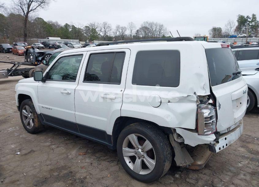 Photo 14 of 2015 Jeep Patriot LATITUDE (VIN 1C4NJPFB7FD120125)