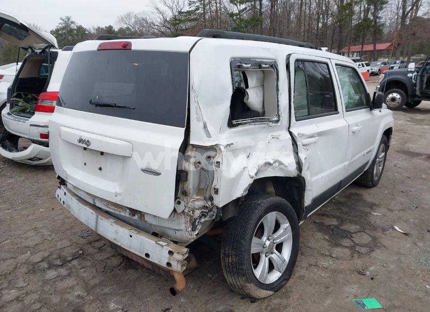 Photo 4 of 2015 Jeep Patriot LATITUDE (VIN 1C4NJPFB7FD120125)