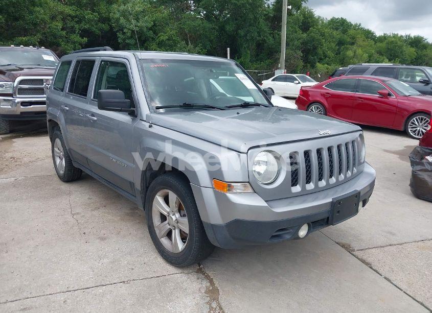 2016 Jeep Patriot LATITUDE (VIN 1C4NJPFB7GD576918) main photo