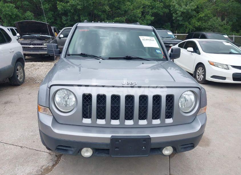 Photo 12 of 2016 Jeep Patriot LATITUDE (VIN 1C4NJPFB7GD576918)