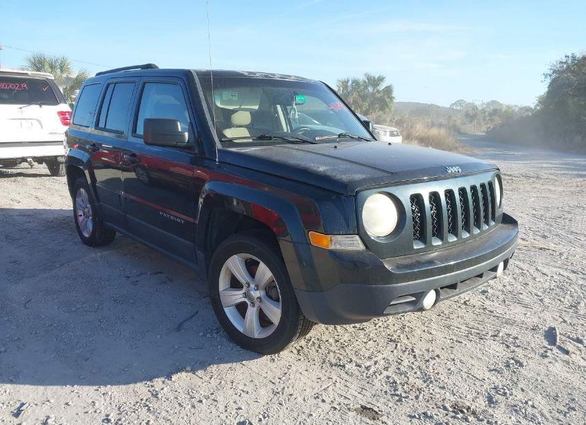 2013 Jeep Patriot LATITUDE (VIN 1C4NJPFB9DD140745) main photo