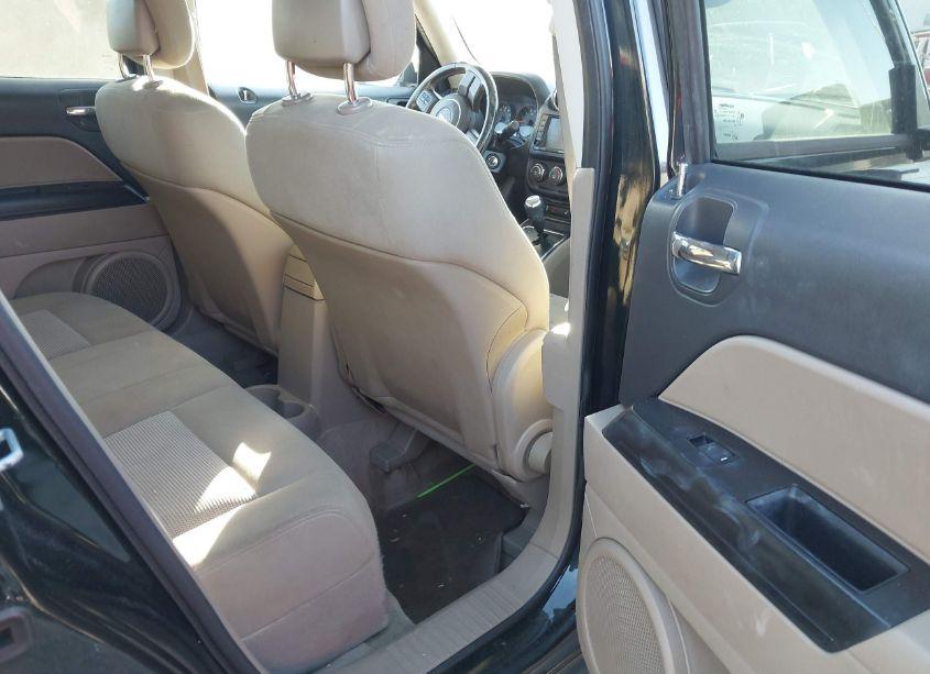 Photo 8 of 2013 Jeep Patriot LATITUDE (VIN 1C4NJPFB9DD140745)