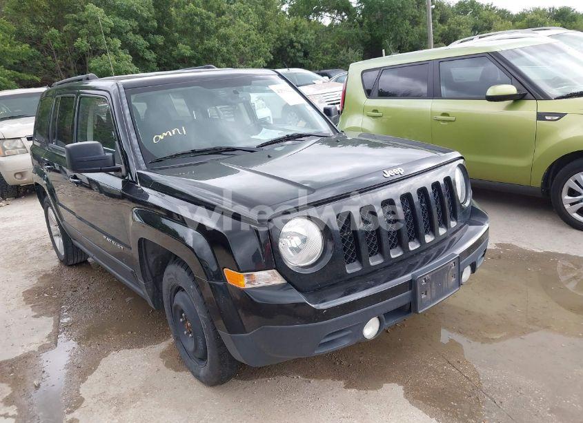 2016 Jeep Patriot LATITUDE (VIN 1C4NJPFB9GD584308) main photo