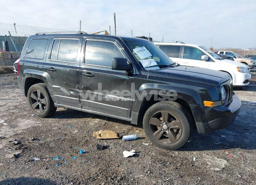 2017 Jeep Patriot LATITUDE FWD (VIN 1C4NJPFB9HD102504) main photo