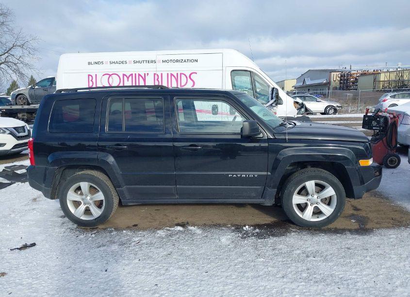 Photo 13 of 2015 Jeep Patriot LATITUDE (VIN 1C4NJPFBXFD349589)