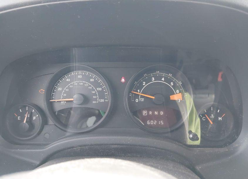 Photo 7 of 2015 Jeep Patriot LATITUDE (VIN 1C4NJPFBXFD349589)