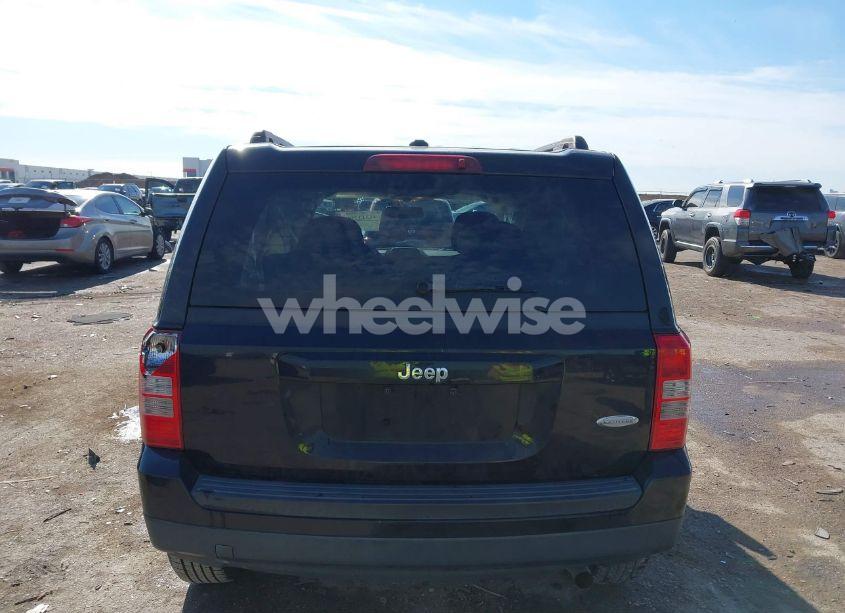 Photo 16 of 2016 Jeep Patriot LATITUDE (VIN 1C4NJPFBXGD576945)