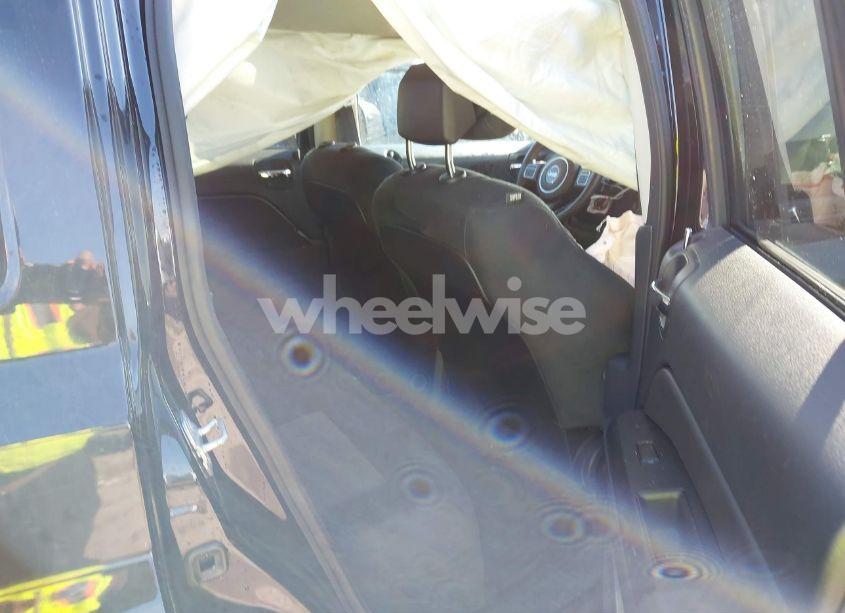 Photo 8 of 2016 Jeep Patriot LATITUDE (VIN 1C4NJPFBXGD576945)