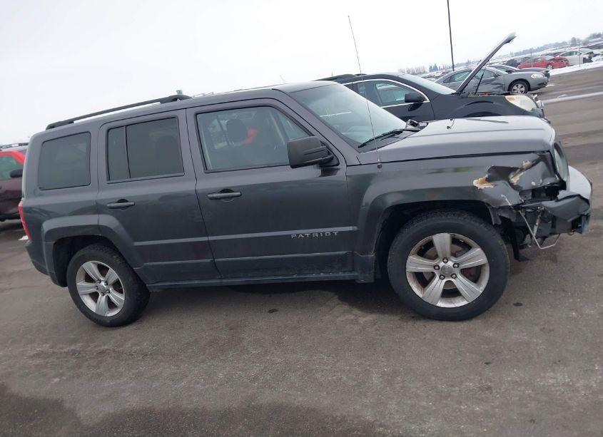 Photo 13 of 2017 Jeep Patriot LATITUDE FWD (VIN 1C4NJPFBXHD183125)