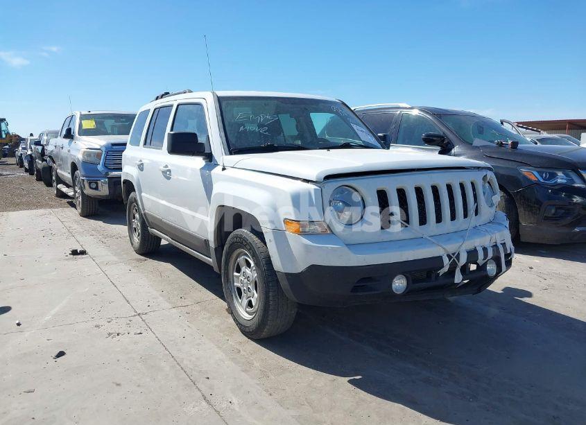 2015 Jeep Patriot SPORT/NORTH (VIN 1C4NJRAB4FD393641) main photo