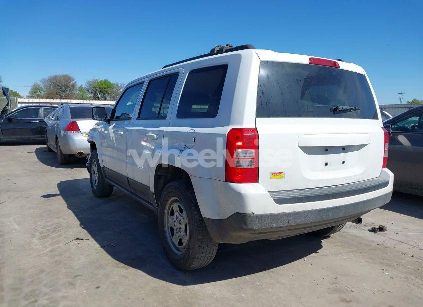 Photo 3 of 2015 Jeep Patriot SPORT/NORTH (VIN 1C4NJRAB4FD393641)