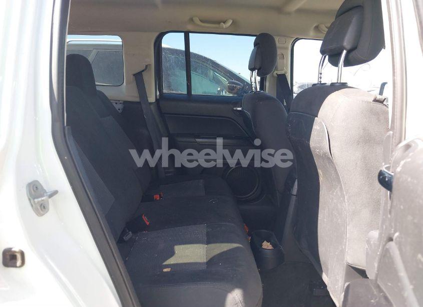 Photo 8 of 2015 Jeep Patriot SPORT/NORTH (VIN 1C4NJRAB4FD393641)