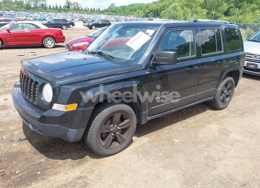 Photo 2 of 2013 Jeep Patriot SPORT/NORTH (VIN 1C4NJRAB5DD120253)
