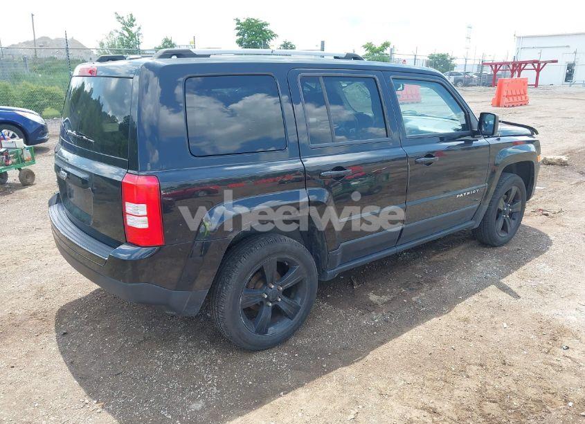 Photo 4 of 2013 Jeep Patriot SPORT/NORTH (VIN 1C4NJRAB5DD120253)