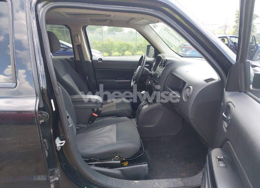 Photo 5 of 2013 Jeep Patriot SPORT/NORTH (VIN 1C4NJRAB5DD120253)