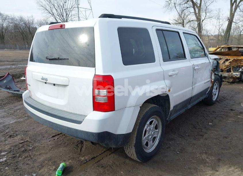 Photo 4 of 2012 Jeep Patriot SPORT (VIN 1C4NJRBB0CD572432)
